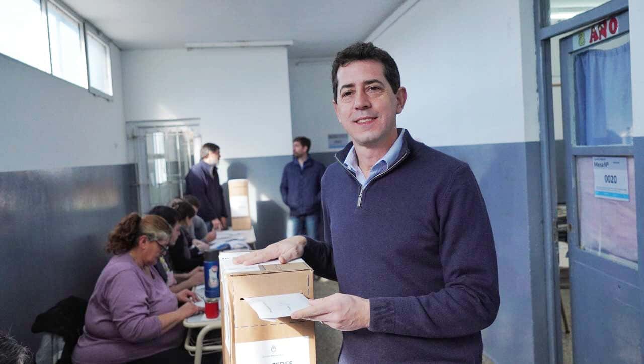 PASO 2023: Wado de Pedro votó en Mercedes antes de volver a la Ciudad de Buenos Aires
