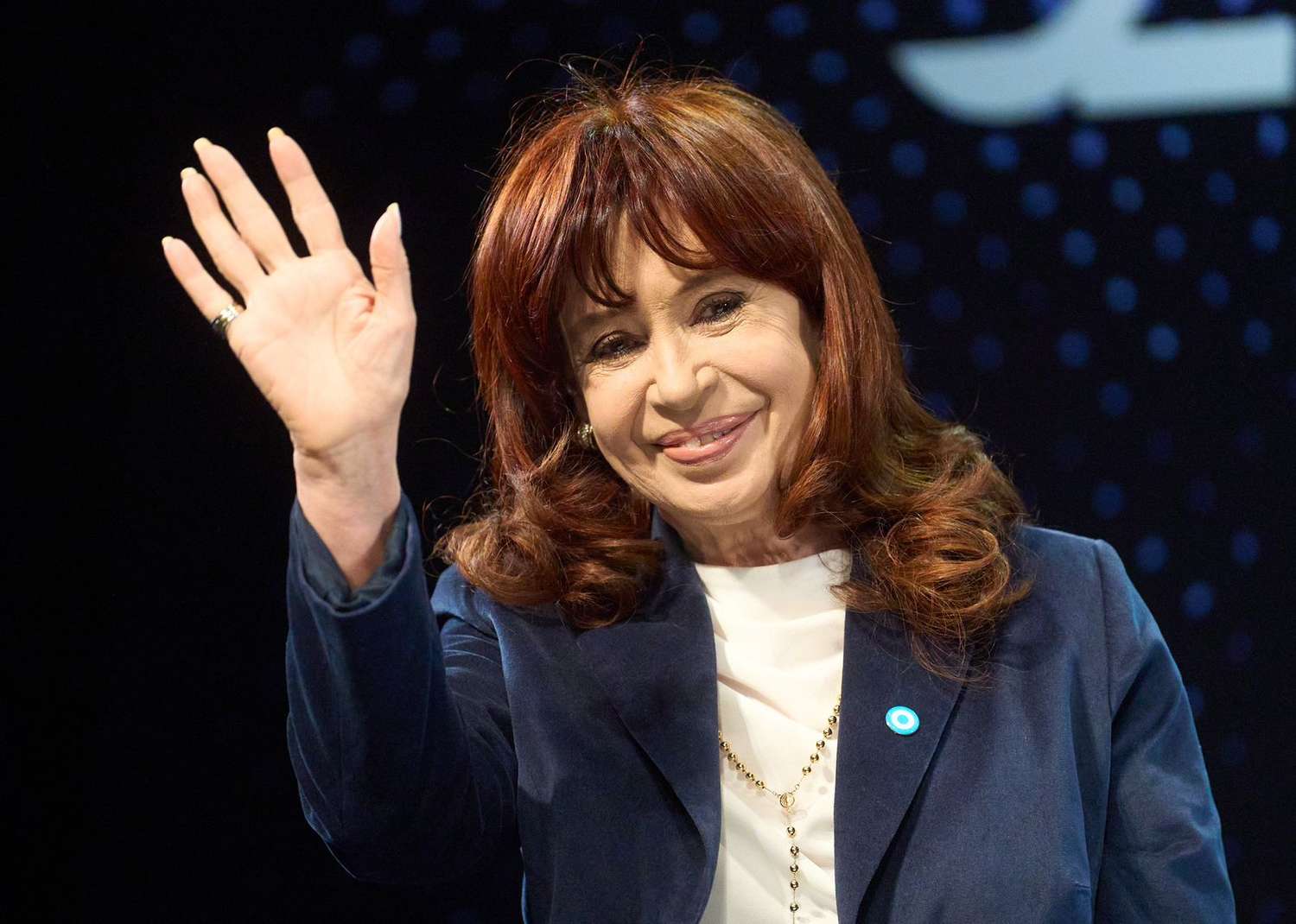 Luego de que Milei eliminara el Salón de las Mujeres de Casa Rosada, Cristina Kirchner lo inaugura en el Patria