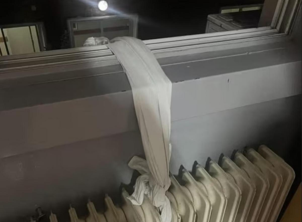 Insólito: Con sábanas anudadas, preso escapó por la ventana de un hospital de José C. Paz