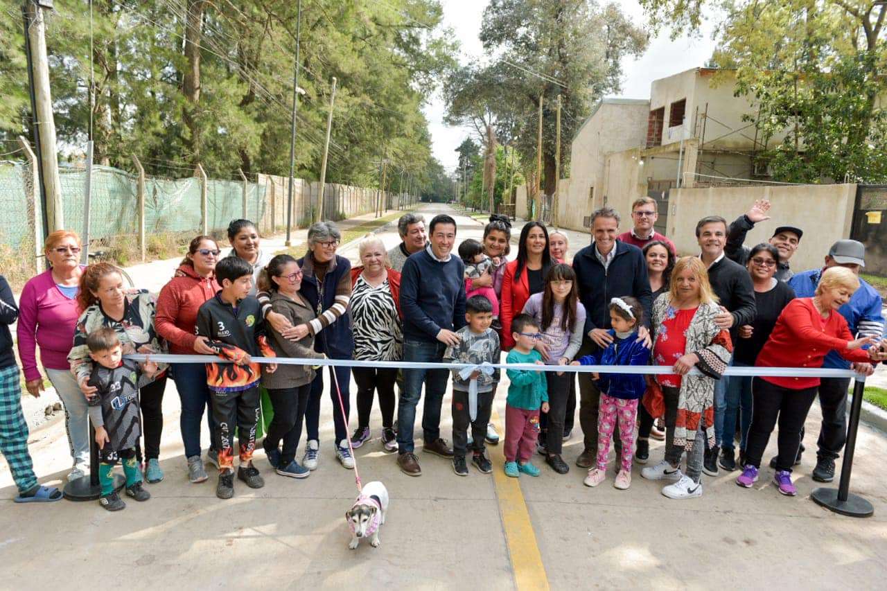 Grand Bourg: Nardini, Katopodis y Correa inauguraron la obra de pavimentación de la calle 11 de Septiembre