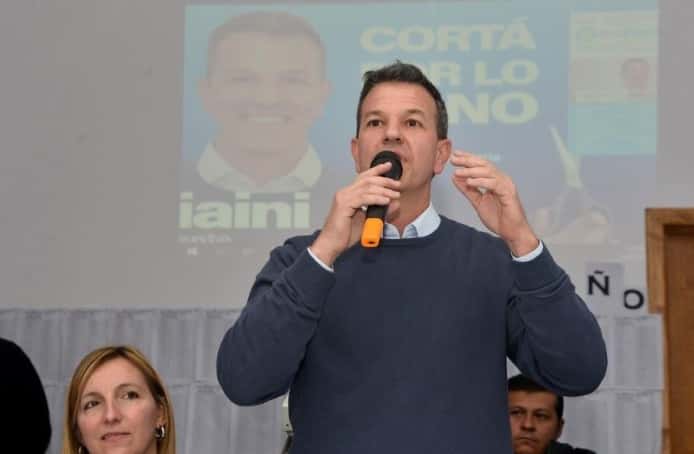 Al igual que Massa, el intendente electo de Roque Pérez, Maxi Sciaini, dijo que en su distrito "se termina la grieta"