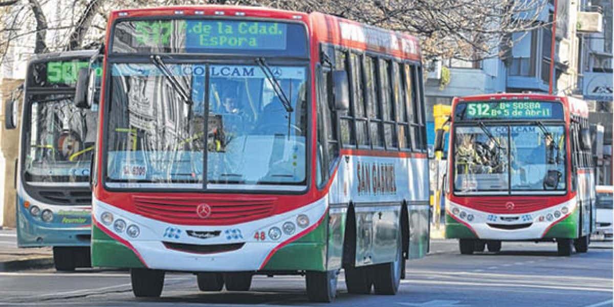 El municipio de Bahía Blanca asegura que el gobierno nacional le debe $832 millones en subsidios al transporte