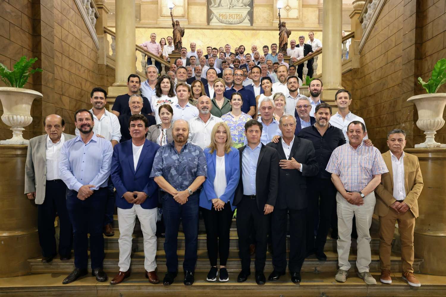 La economía que viene: Kicillof se reunió con intendentes electos peronistas