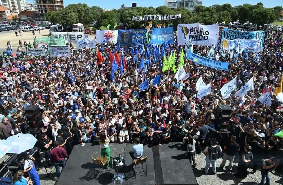 Kicillof en Mar del Plata: "Massa es un hombre que ama la costa argentina y no la piensa privatizar"