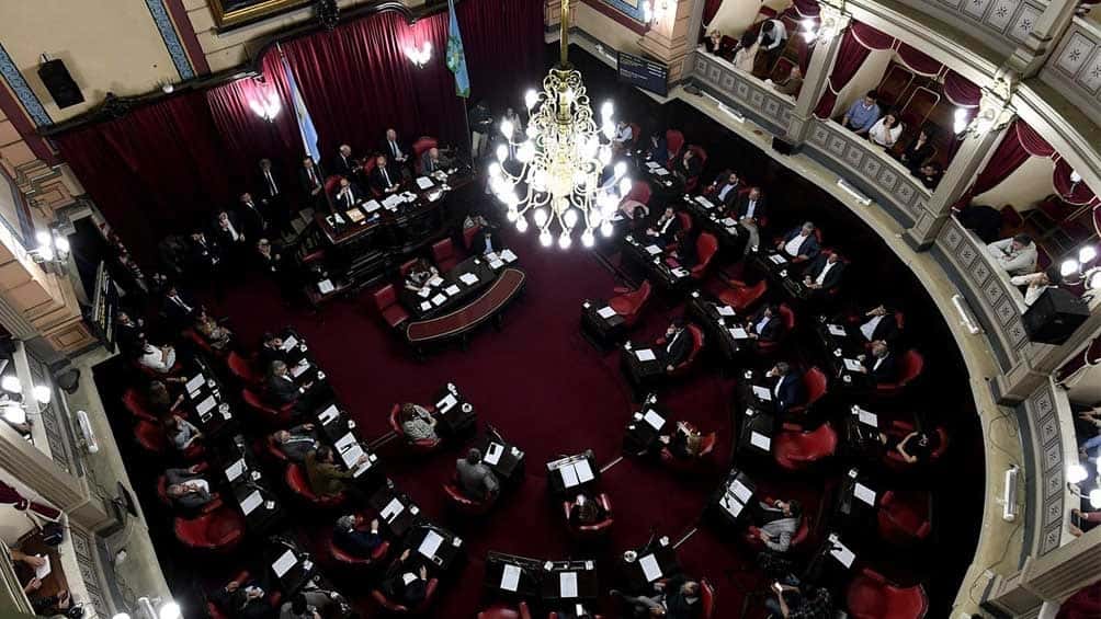 Pedido de endeudamiento en Provincia: el oficialismo no reunió los votos necesarios y se cayó la sesión en el Senado