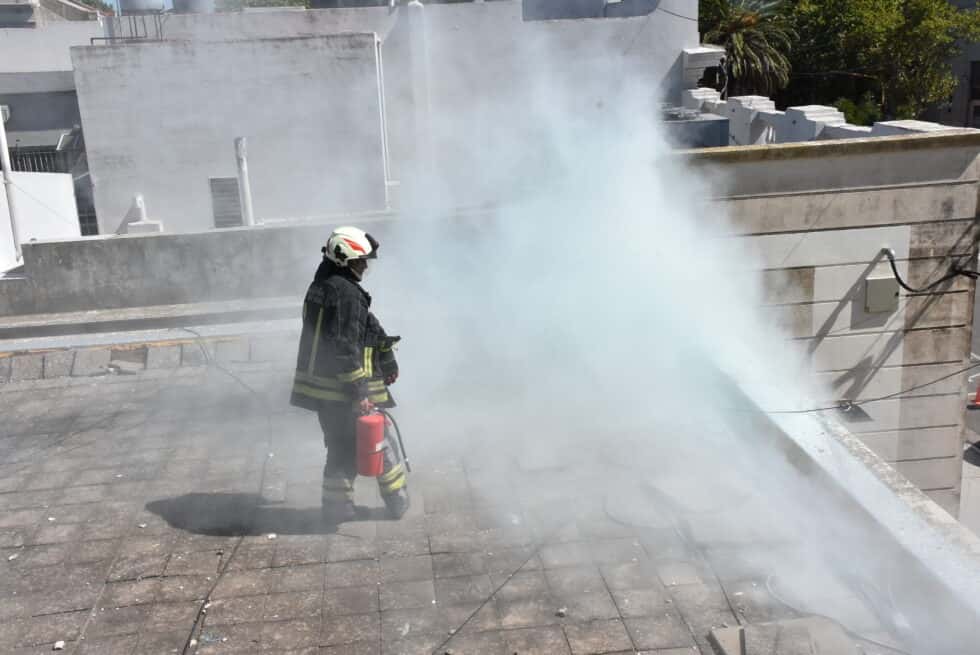 Trenque Lauquen: la ola de calor provocó un principio de incendio en la municipalidad y evacuaron el edificio