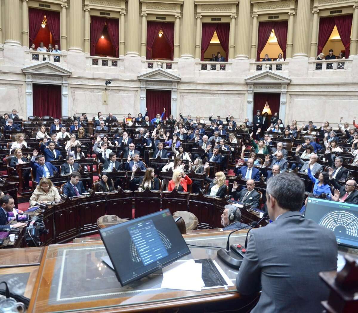 Llegó el Día D de Milei: Comienza el debate en Diputados de la ley ómnibus tras tensas negociaciones y con final abierto