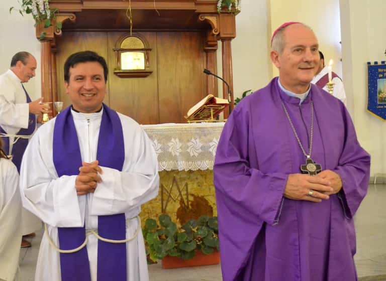 Lomas de Zamora: Quién es Martín Bustamante, el cura detenido acusado de abusar dentro de una parroquia