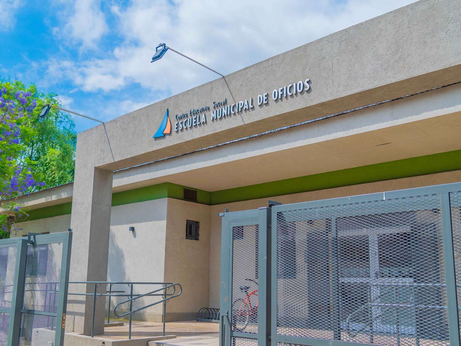 San Fernando: Municipio abrió inscripciones para los cursos 2024 de su Escuela de Oficios N°1