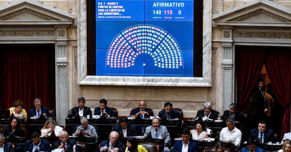Insólito: La cuenta oficial de Presidencia escrachó a los diputados que votaron contra la ley ómnibus de Milei