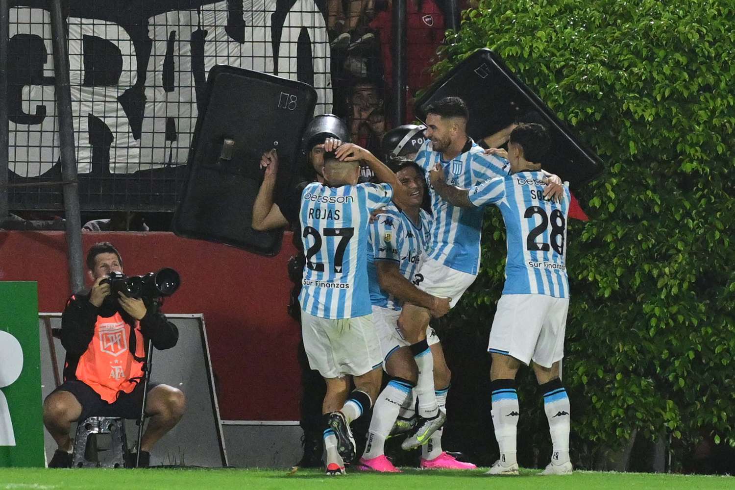 Racing fue una "Maravilla" en Rosario: el video de la impresionante goleada por 4 a 0 ante Newell's