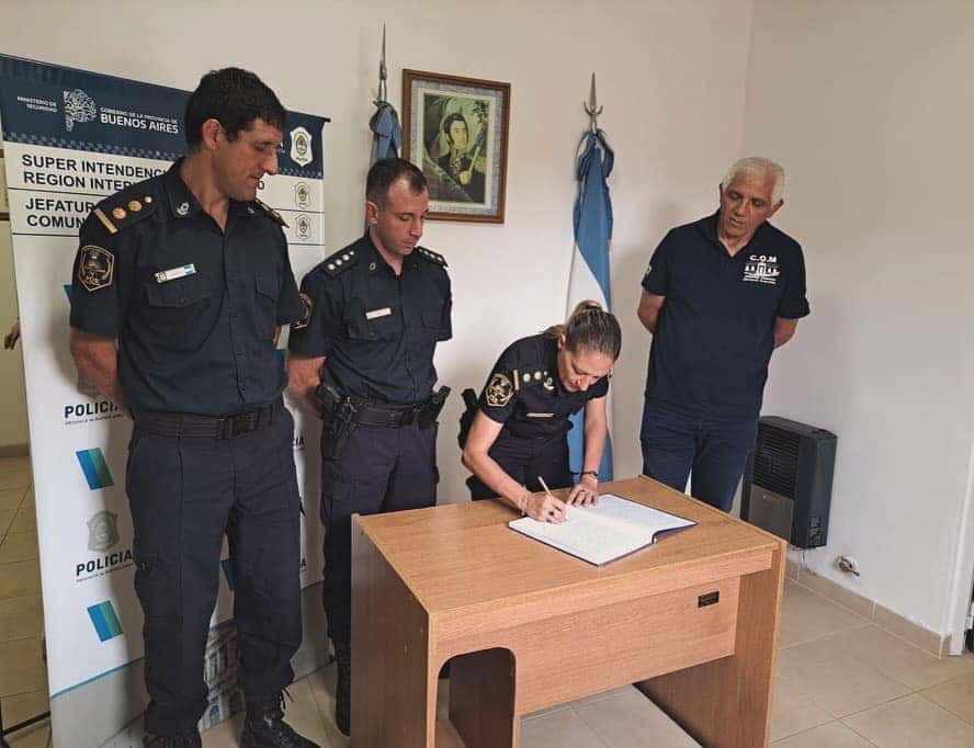 Por primera vez una mujer asumió al frente de la policía en General Arenales