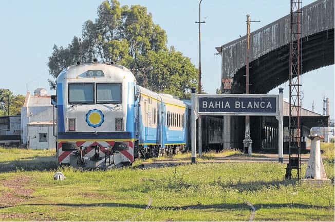 Diputada reclamó por la vuelta del tren a Bahía Blanca: Descarriló hace un año y el servicio sigue interrumpido