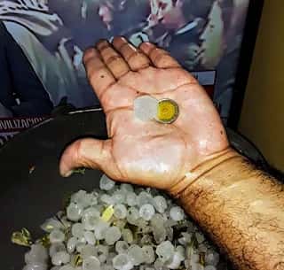 En Chacabuco cayó granizo del tamaño de monedas de 1 peso
