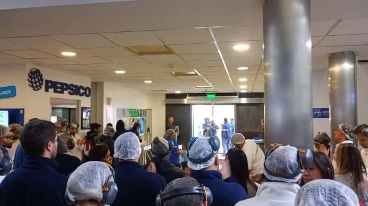 Pepsico despidió a 36 trabajadores en Mar del Plata: "Nos desayunamos con esa noticia al momento de pasar el molinete"