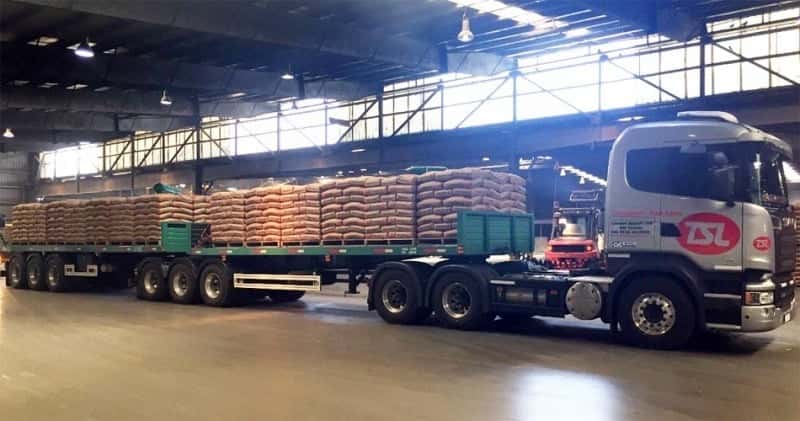 Preocupación en Olavarría por la caída de la actividad del transporte de cargas de cemento