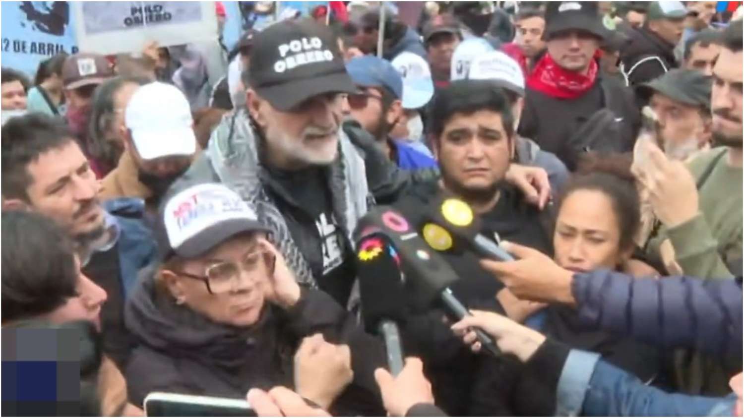 Marcha piquetera y tensión en Olivos: "Hace 5 meses no hay comida en comedores", dijo Belliboni al repudiar el operativo