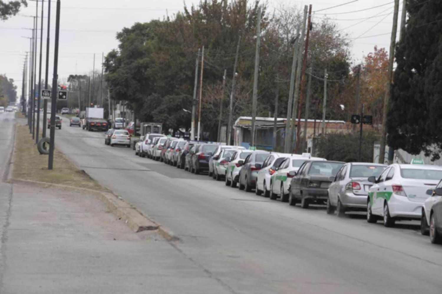 Alerta por falta de GNC: En La Plata hay "filas eternas" y en Berisso los taxistas bloquearon una estación de servicio