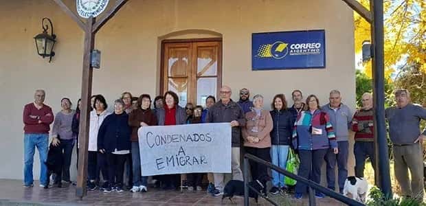Cierran la única sucursal del Correo Argentino de un pueblo bonaerense y los jubilados tienen que hacer 25 km para cobrar