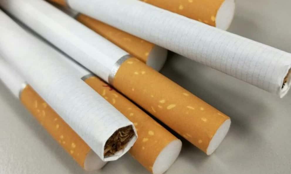 ¿Llega el alivio para los fumadores? Tabacaleras volverán a producir cigarrillos en breve
