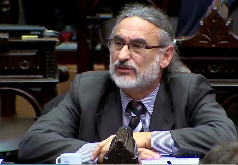 Miralo en vivo: El Ministro Basterra brinda por videoconferencia su informe de gestión en Diputados