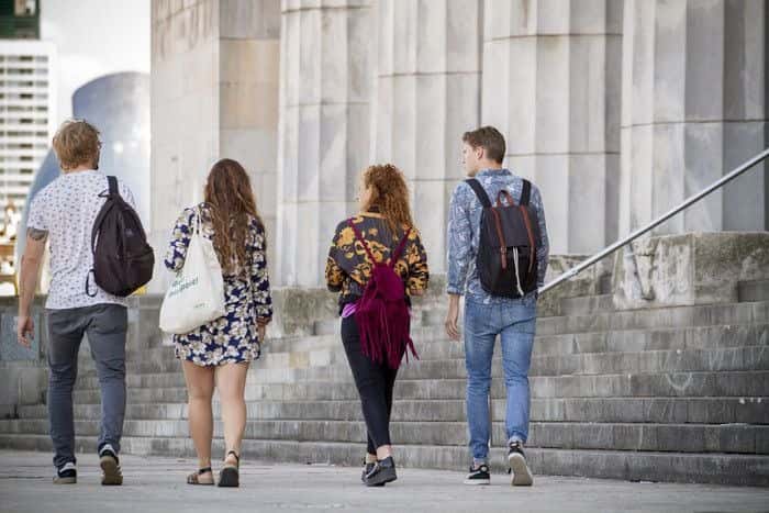 “Becas Federales” para estudiantes bonaerenses: El programa de la Ciudad para aplicar en Universidades nacionales