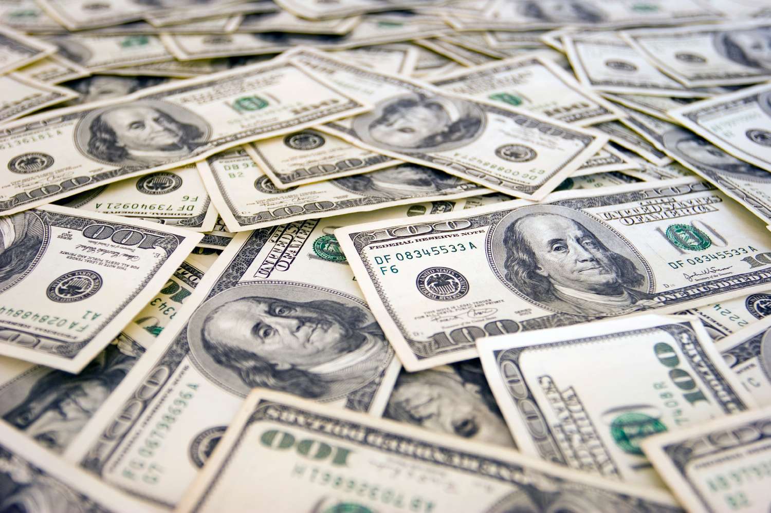 #DólarHoy: Cuánto cotizó la divisa este lunes 6 de mayo de 2024