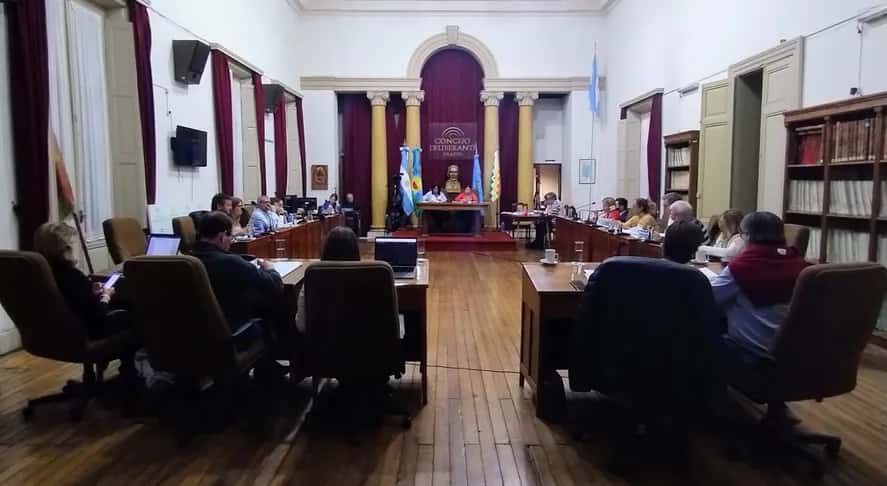Azul: Concejales del PRO presentaron proyecto para que municipales puedan desafiliarse del IOMA