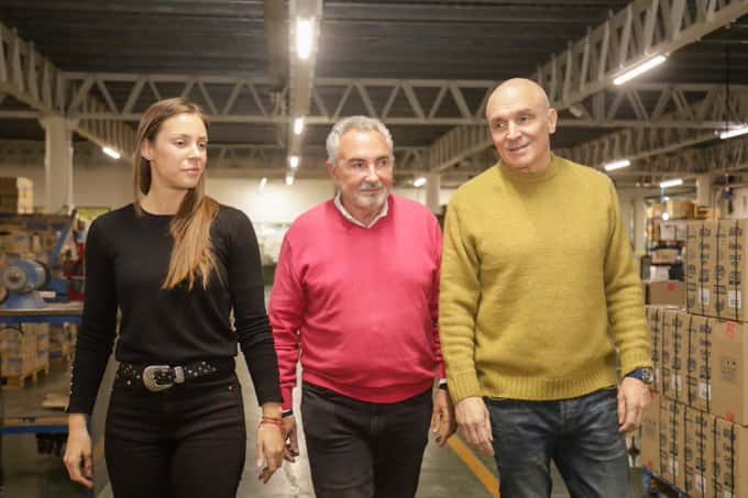 Elecciones 2023: Macarena Posse recibió a Espert en San Isidro y recorrieron una fábrica en Martínez