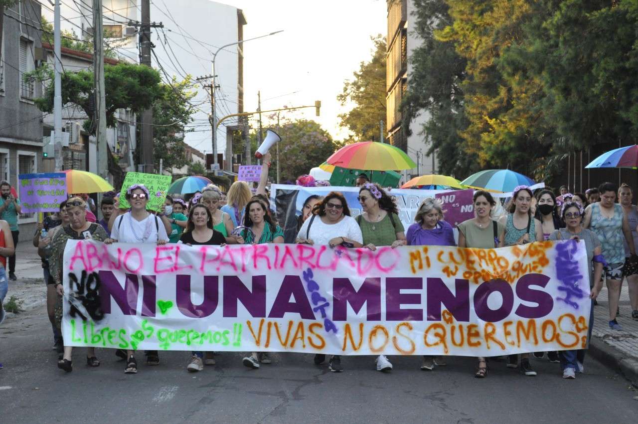 Día Internacional de la Eliminación de la Violencia por Motivos de Género: Ghi participó de la marcha en Morón