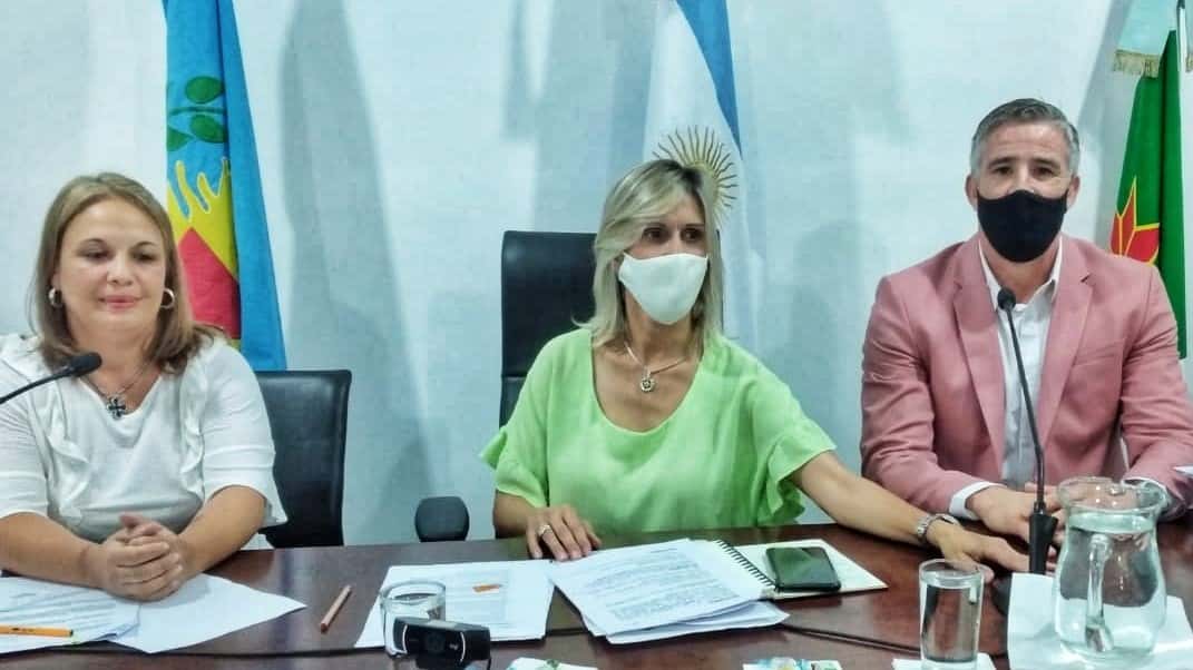 En Navarro interpelaron al Intendente Diz: Habló de las vacunas y respondió todas las preguntas de la oposición
