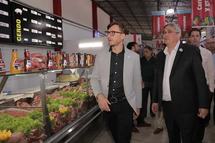 En medio de la suba inflacionaria, Ghi inauguró 'Mercado Morón' para encontrar "precios accesibles"