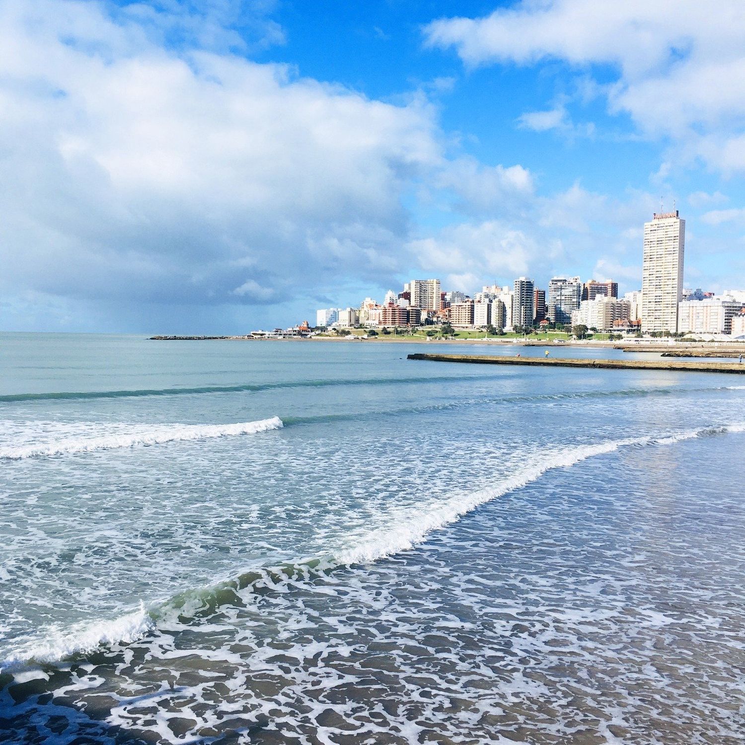 En Mar del Plata hay un 45% de reservas turísticas para el fin de semana largo del balotaje