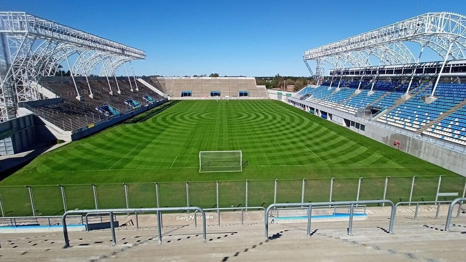 El Estadio Único albergará el cotejo entre Platense y Godoy Cruz.