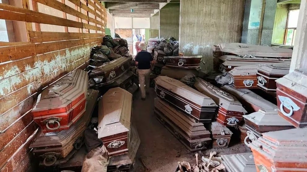 500 ataúdes y 200 bolsas con restos óseos se hallaron en el Cementerio de La Plata