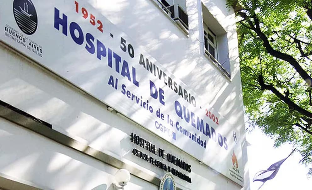 La menor permaneció tres semanas internada en el Hospital de Quemados en CABA.
