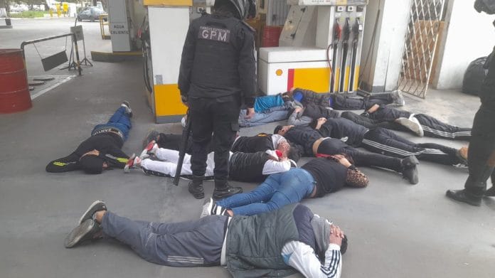Día de la Primavera descontrolado en Berazategui: Botellazos, facazos y más de 30 detenidos