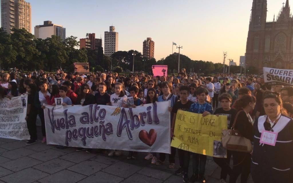 La Plata: Vecinos marcharon en reclamo de Justicia por Abril Bogado