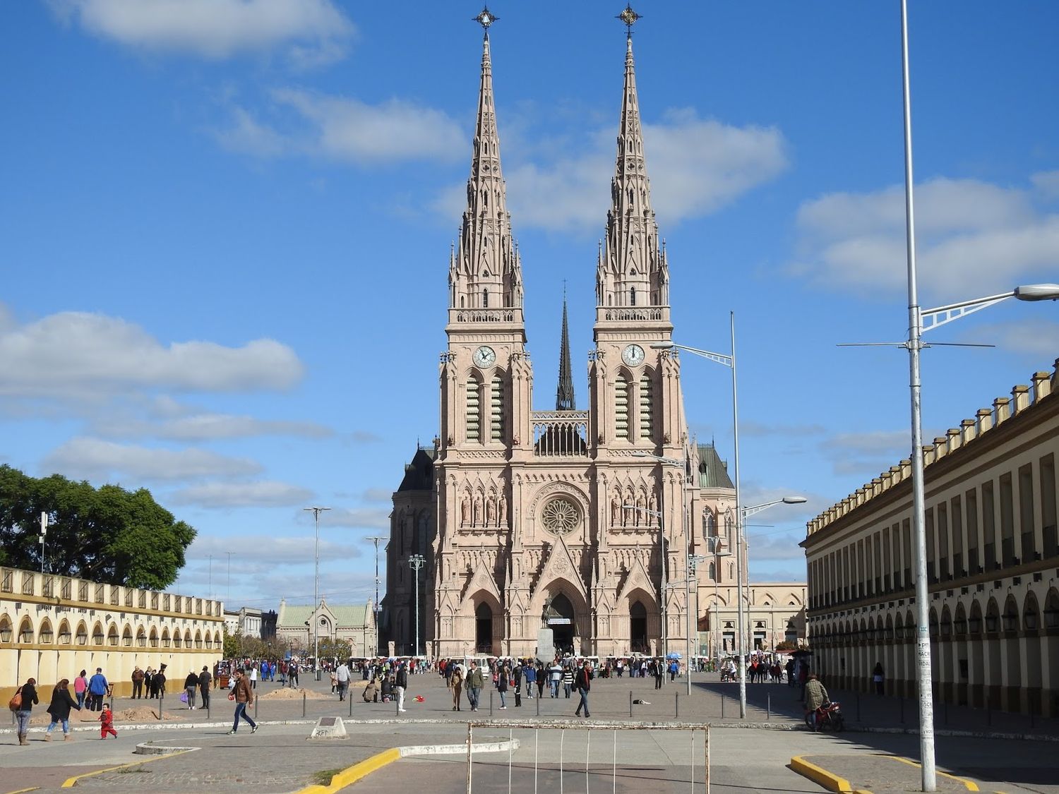 La Iglesia argentina celebra el día de Nuestra Señora de Luján