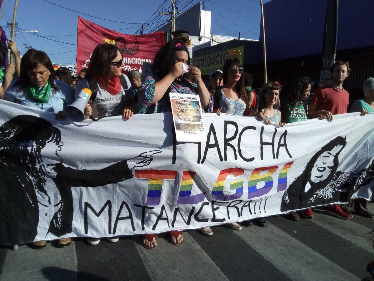 Se realizó la primera Marcha del Orgullo TLGBI en La Matanza