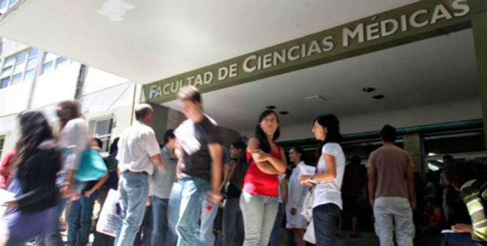Estudiantes de salud de la UNLP podrán realizar prácticas en todos los hospitales platenses