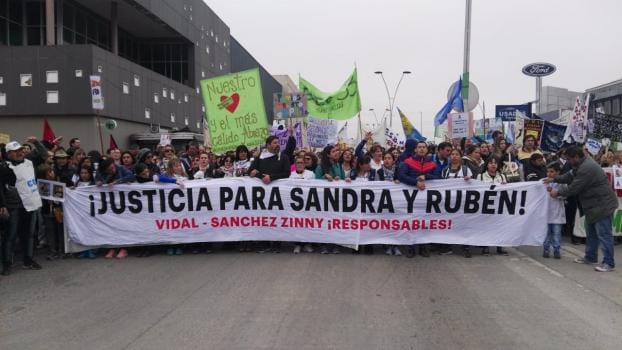 Marcha por justicia por Sandra y Rubén a 3 meses de la explosión en escuela de Moreno