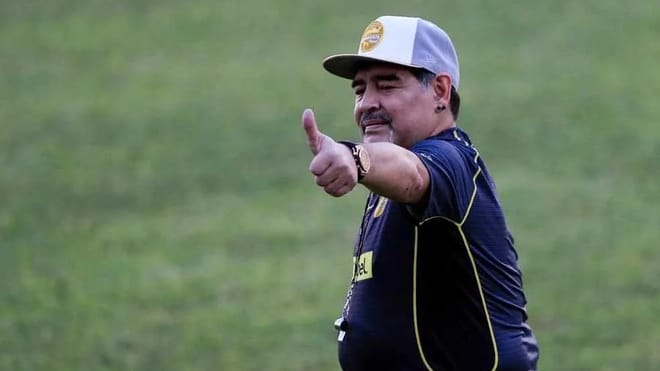 Locura por Diego: Todo listo para la llegada de Maradona a Gimnasia y Esgrima La Plata