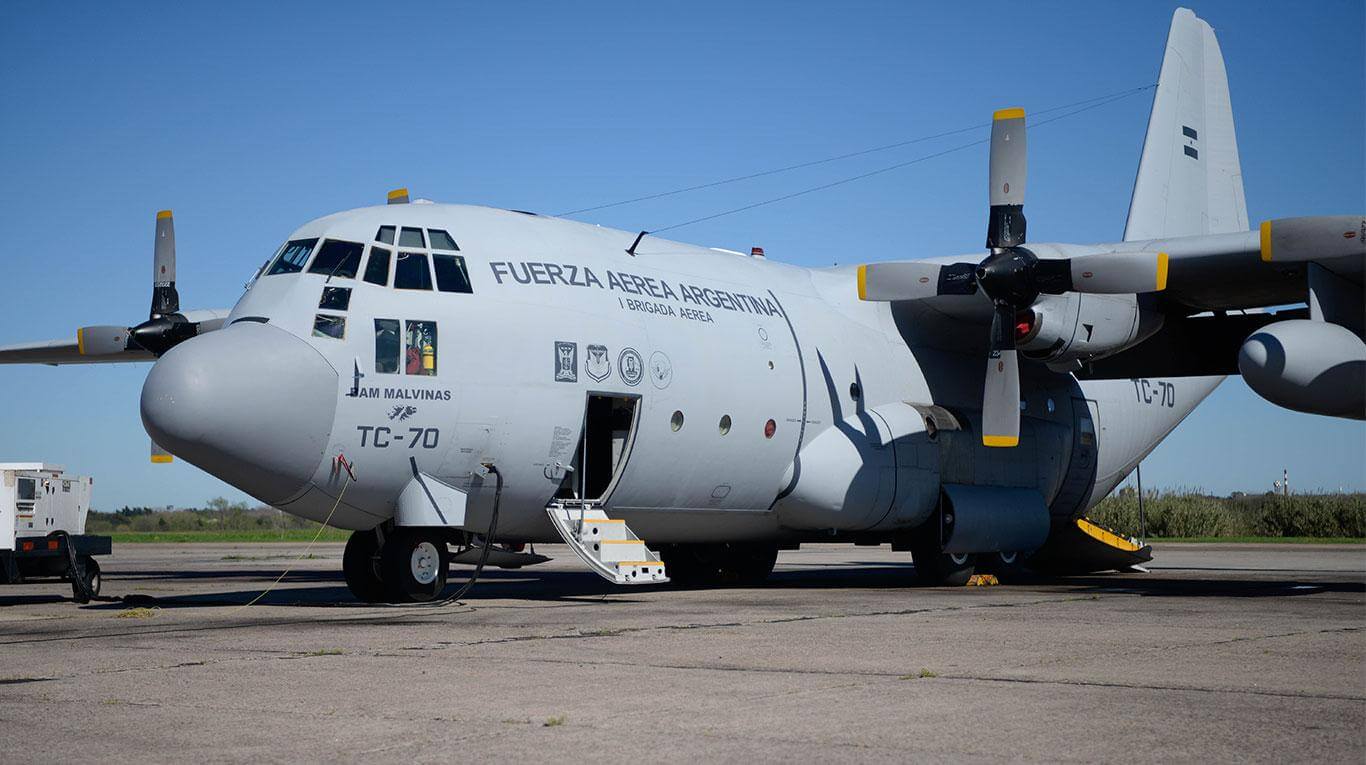 La Fuerza Aérea trae de regreso a 140 argentinos varados en Perú