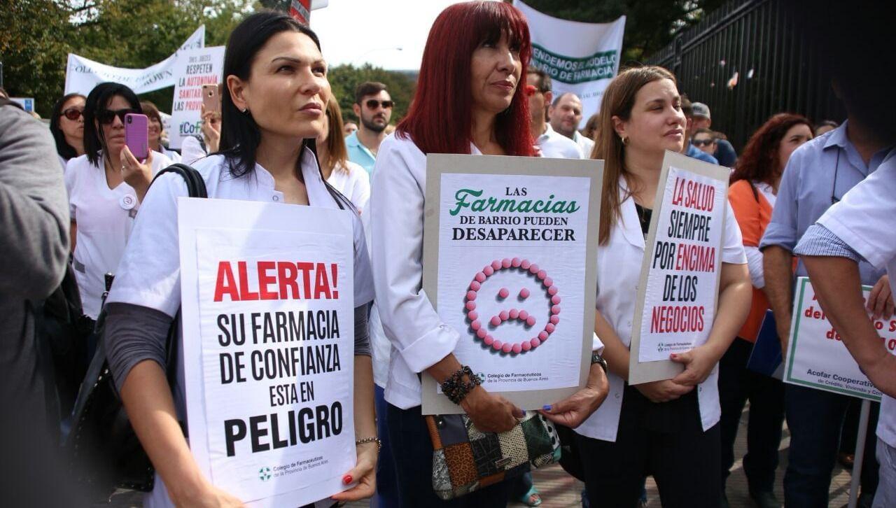 La Plata: Sin farmacias el miércoles por movilización contra Farmacity