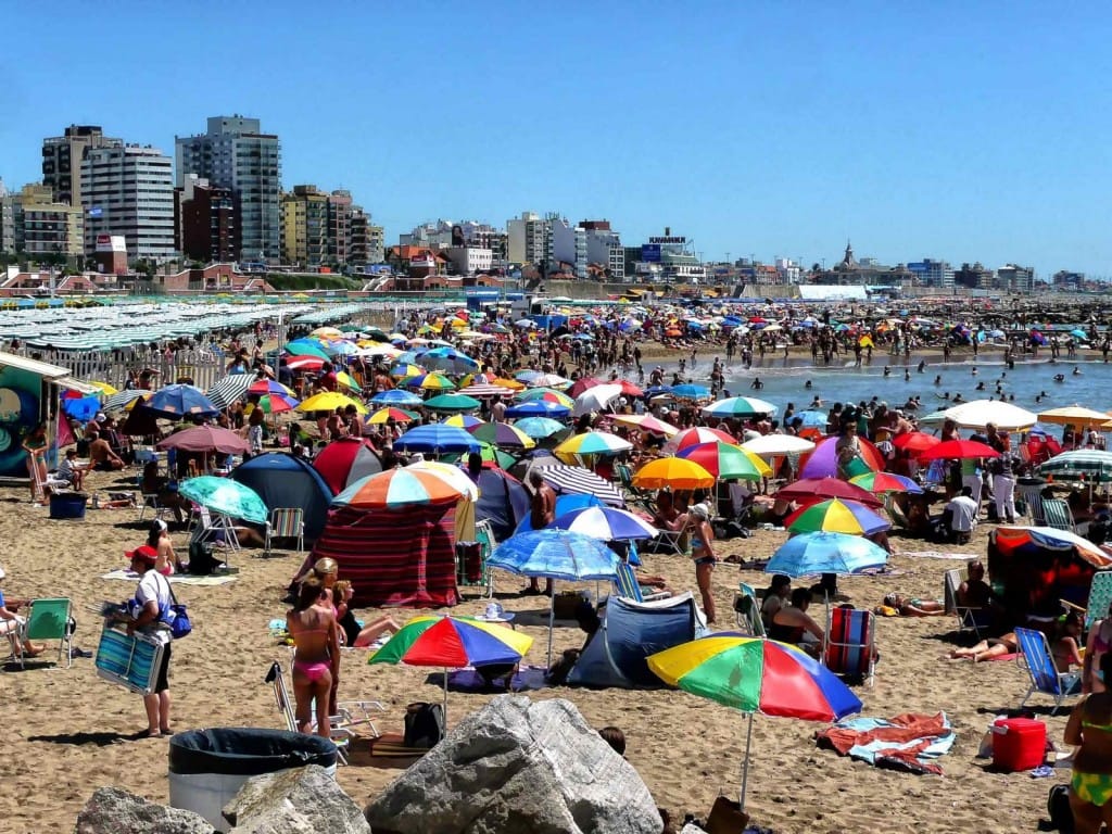 El Gobierno le pidió a los empresarios marplatenses que "cuiden los precios" de verano