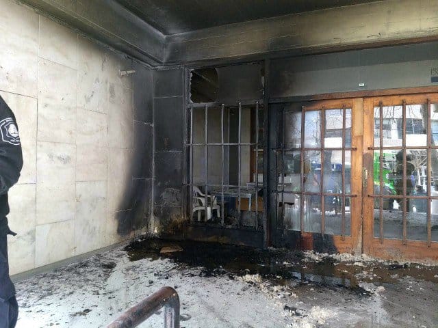 Mar del Plata: Incendio en una entrada del Municipio