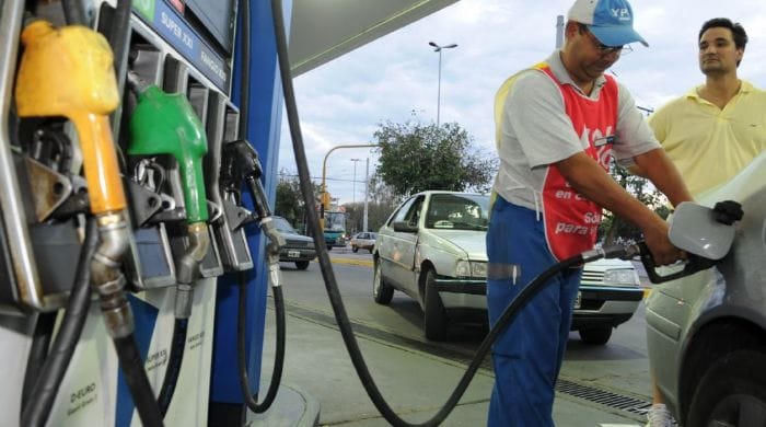 Sin control: Vuelven a aumentar las naftas y las subas superan ampliamente la inflación
