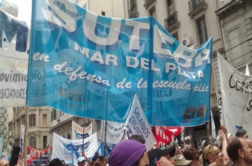 Docentes volvieron a reclamar por escuelas seguras en Mar del Plata: "No queremos otro Moreno"