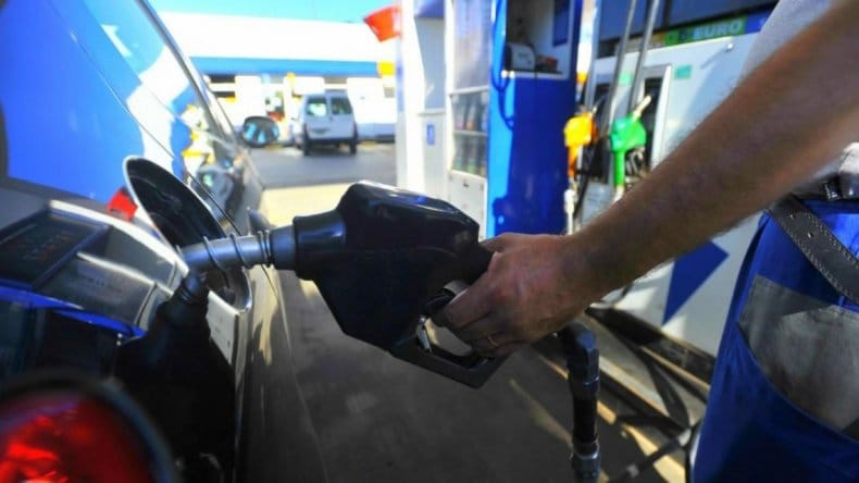 Prevén nuevo aumento en los precios de los combustibles
